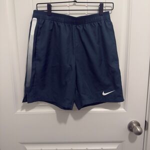 Nike Dri-Fit Men's Athletic Green Shorts Elastic Waist Drawstrings Size M